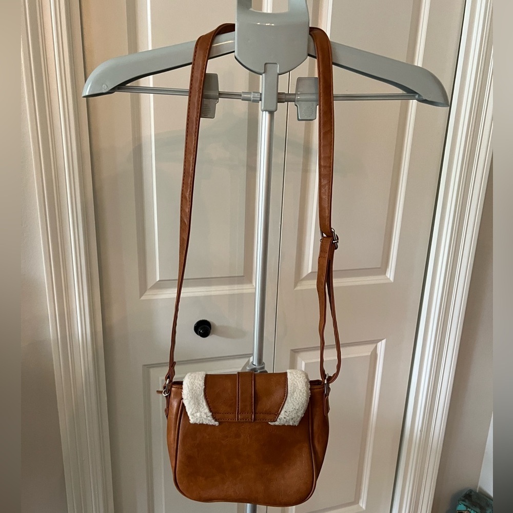 Mudd Tan Crossbody Bag with Cream Accent - Picture 2 of 9